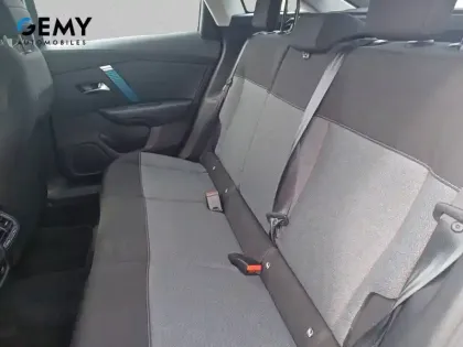 Photo 9 Citroën C4 e- 136 ch Automatique