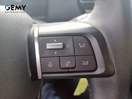 Photo 14 Citroën C4 e- 136 ch Automatique