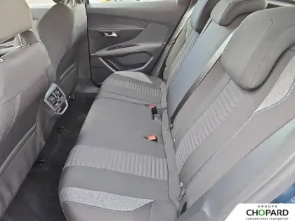 Photo 17 Peugeot 3008  Hybrid 136 e-DCS6