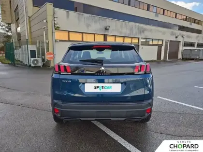 Photo 33 Peugeot 3008  Hybrid 136 e-DCS6