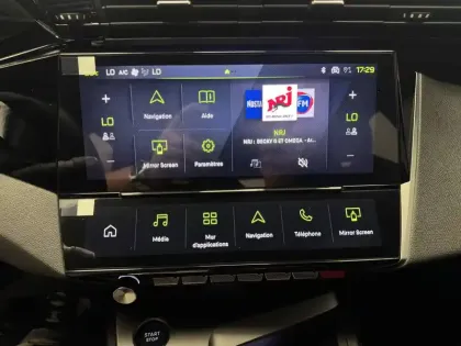 Photo 24 Peugeot 408  Hybrid 145 e-DCS6