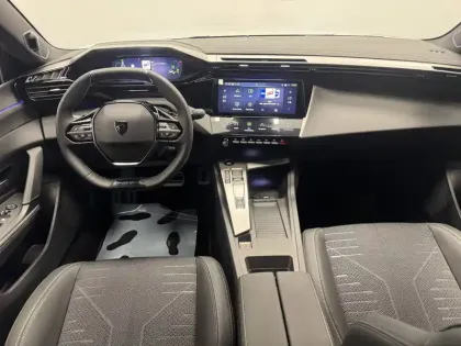 Photo 17 Peugeot 408  Hybrid 145 e-DCS6