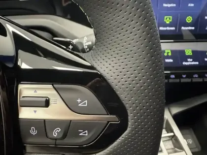 Photo 31 Peugeot 408  Hybrid 145 e-DCS6