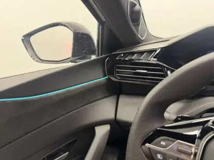 Photo 42 Peugeot 408  Hybrid 145 e-DCS6