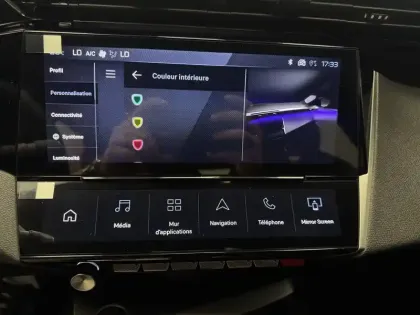 Photo 41 Peugeot 408  Hybrid 145 e-DCS6