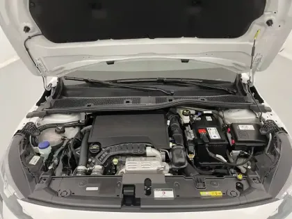 Photo 20 Peugeot 208  PureTech 100 S&S BVM6