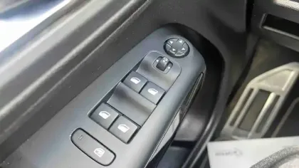 Photo 16 Citroën C5 aircross  Hybride Rechargeable 225 S&S e-EAT8
