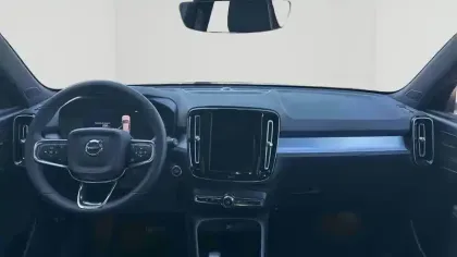 Photo 20 Volvo Xc40  B3 163 ch DCT7