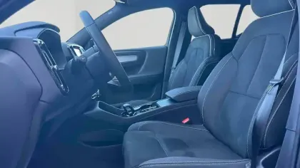 Photo 10 Volvo Xc40  B3 163 ch DCT7