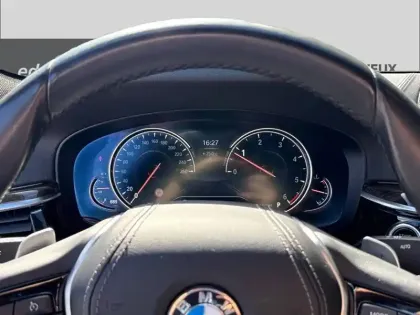 Photo 21 BMW Serie 5 520d xDrive 190 ch BVA8