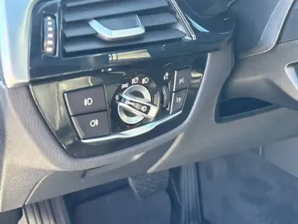 Photo 26 BMW Serie 5 520d xDrive 190 ch BVA8