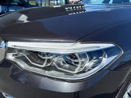 Photo 9 BMW Serie 5 520d xDrive 190 ch BVA8