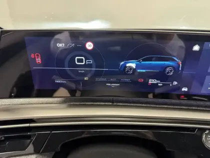 Photo 36 Peugeot 5008  Hybrid 145 ch e-DCS6