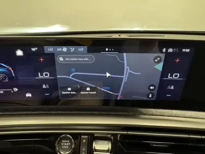 Photo 34 Peugeot 5008  Hybrid 145 ch e-DCS6