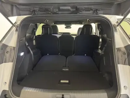 Photo 6 Peugeot 5008  Hybrid 145 ch e-DCS6