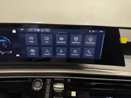 Photo 38 Peugeot 5008  Hybrid 145 ch e-DCS6