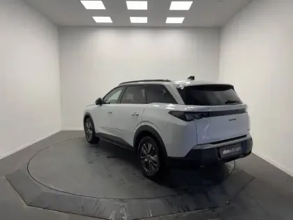 Photo 9 Peugeot 5008  Hybrid 145 ch e-DCS6