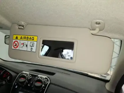 Photo 38 Dacia Sandero  ECO-G 90