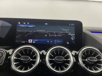 Photo 20 Mercedes GLA  180 7G-DCT