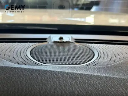 Photo 14 Peugeot 408  Electrique 58 kWh 210 ch