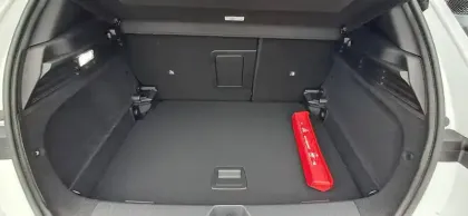 Photo 8 Opel Astra  1.2 Turbo Hybride 145 ch Automatique