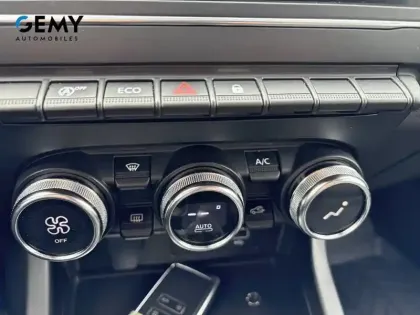 Photo 19 Renault Arkana  mild hybrid 140 EDC FAP - 22