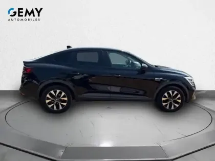 Photo 26 Renault Arkana  mild hybrid 140 EDC FAP - 22
