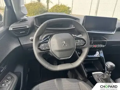 Photo 15 Peugeot 208  PureTech 100 S&S BVM6