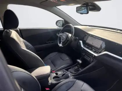 Photo 14 Kia Niro  1.6 GDi Hybride 141 ch DCT6