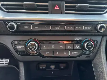 Photo 26 Kia Niro  1.6 GDi Hybride 141 ch DCT6