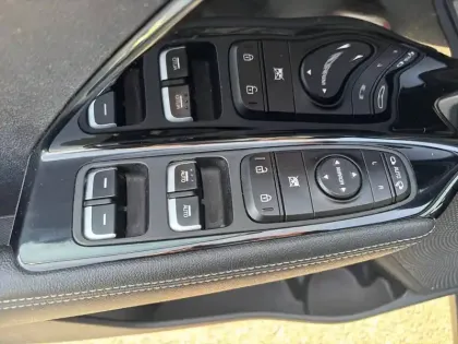 Photo 17 Kia Niro  1.6 GDi Hybride 141 ch DCT6