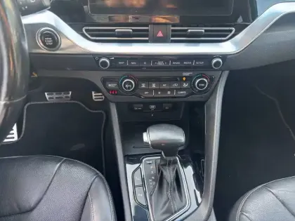 Photo 10 Kia Niro  1.6 GDi Hybride 141 ch DCT6