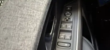 Photo 29 Peugeot 3008  Plug-in Hybrid 225 e-DCS7