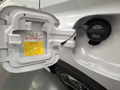 Photo 35 Mitsubishi Eclipse  Cross 2.4 MIVEC PHEV Twin Motor 4WD