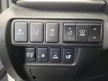 Photo 43 Mitsubishi Eclipse  Cross 2.4 MIVEC PHEV Twin Motor 4WD