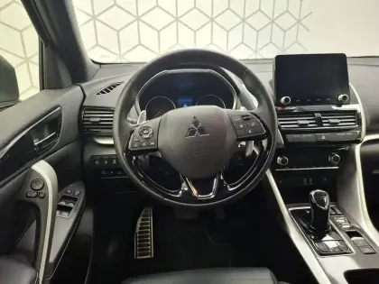 Photo 32 Mitsubishi Eclipse  Cross 2.4 MIVEC PHEV Twin Motor 4WD