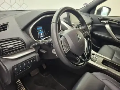 Photo 38 Mitsubishi Eclipse  Cross 2.4 MIVEC PHEV Twin Motor 4WD