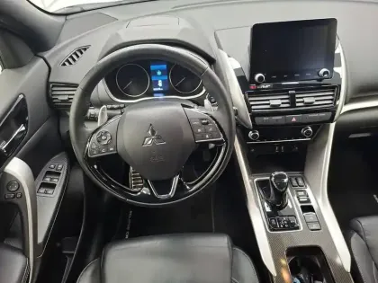 Photo 31 Mitsubishi Eclipse  Cross 2.4 MIVEC PHEV Twin Motor 4WD