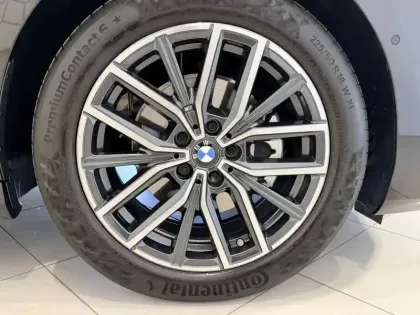 Photo 8 BMW Serie 2 Active Tourer 218i 136 ch DKG7