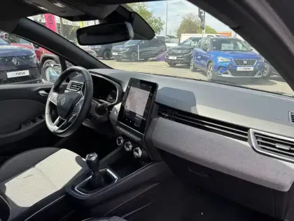 Photo 16 Renault Clio  TCe 90 ch GSR2