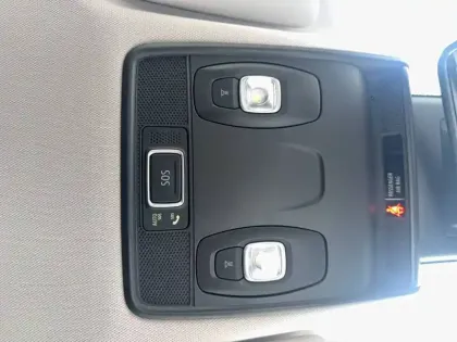 Photo 51 Renault Captur  Blue dCi 95