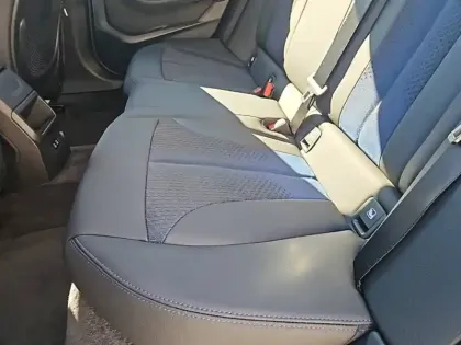 Photo 30 BMW Serie 1 118i 136 ch DKG7