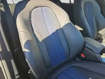 Photo 35 BMW Serie 1 118i 136 ch DKG7