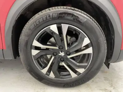 Photo 17 Peugeot 2008  PureTech 100 S&S BVM6