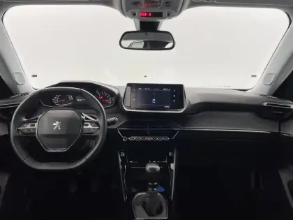 Photo 29 Peugeot 2008  PureTech 100 S&S BVM6