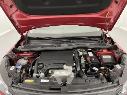 Photo 20 Peugeot 2008  PureTech 100 S&S BVM6