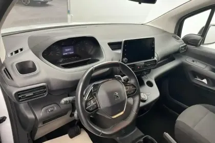 Photo 8 Peugeot Partner  FOURGON M 950 KG BLUEHDI 130 S&S EAT8