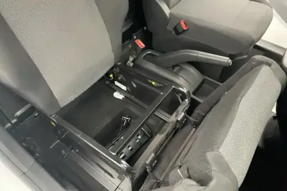 Photo 18 Peugeot Partner  FOURGON M 950 KG BLUEHDI 130 S&S EAT8