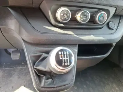 Photo 14 Renault Trafic  FG BLUE DCI 130 L1H1 3T GSR2