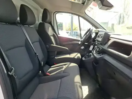 Photo 24 Renault Trafic  FG BLUE DCI 130 L1H1 3T GSR2